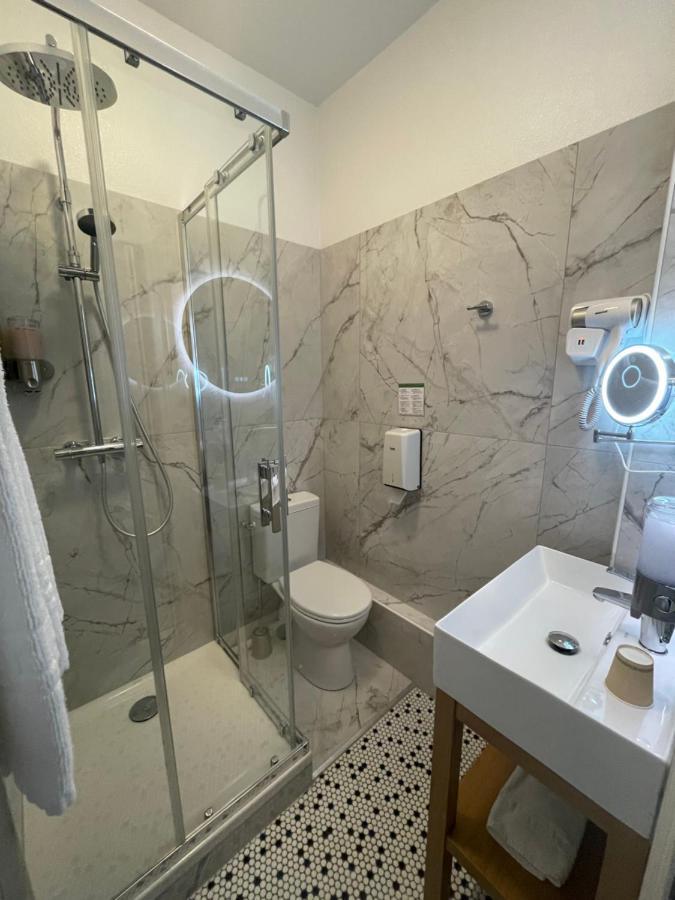 Balzac Hotel Restaurant Фужер Экстерьер фото